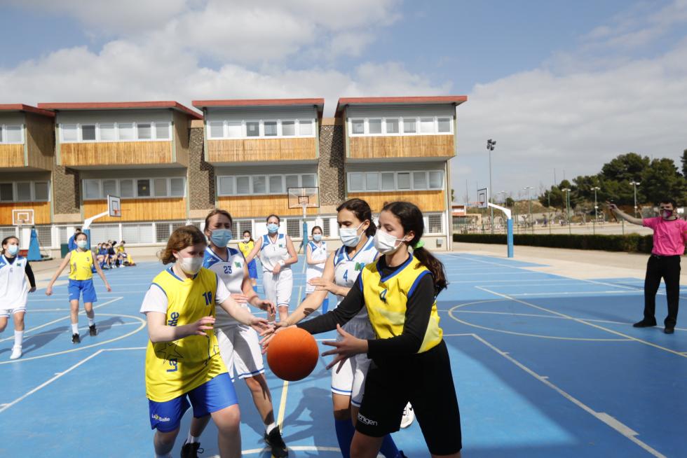 El deporte aragonés vuelve a la competición un año después: actividad en el Colegio Marianistas