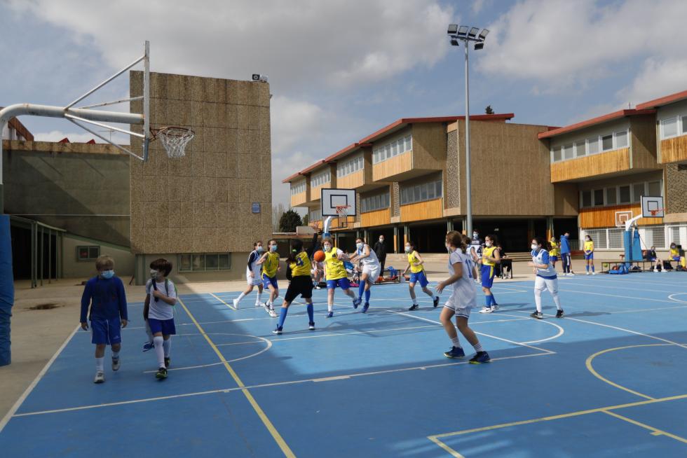 El deporte aragonés vuelve a la competición un año después: actividad en el Colegio Marianistas