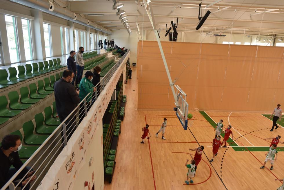 El deporte aragonés vuelve a la competición un año después: actividad en el Estadio Miralbueno El Olivar