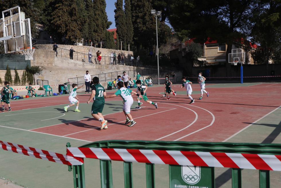 El deporte aragonés vuelve a la competición un año después: baloncesto en el Stadium Casablanca