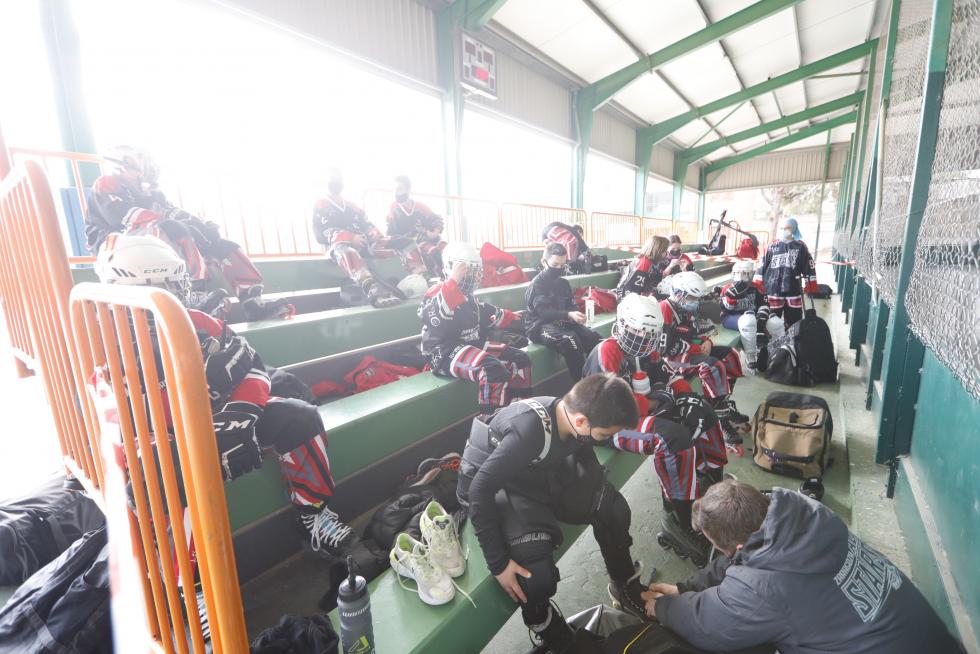 El deporte aragonés vuelve a la competición un año después: hockey en el Stadium Casablanca