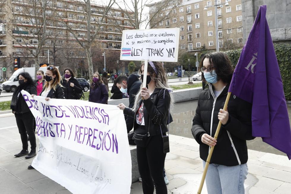 Concentración en la plaza de San Francisco de Zaragoza con motivo del Día de la Mujer.