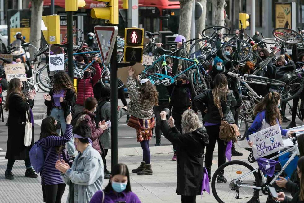 Concentraciones por el Día de la Mujer en Zaragoza.