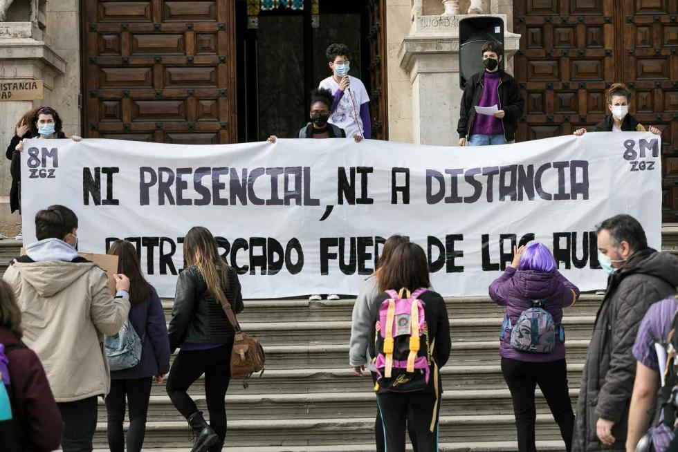 Concentraciones por el Día de la Mujer en Zaragoza.