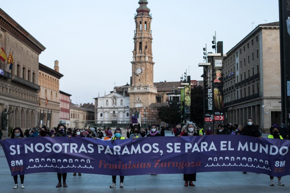 Marchas y concentración en la plaza del Pilar de Zaragoza.