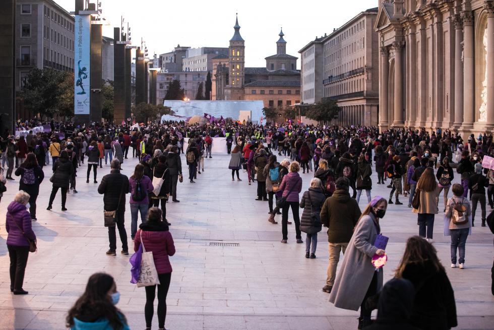 Marchas y concentración en la plaza del Pilar de Zaragoza.