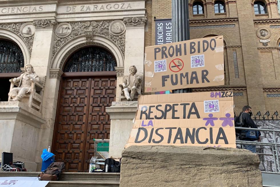 Preparativos para la concentración en Zaragoza con motivo del 8-M