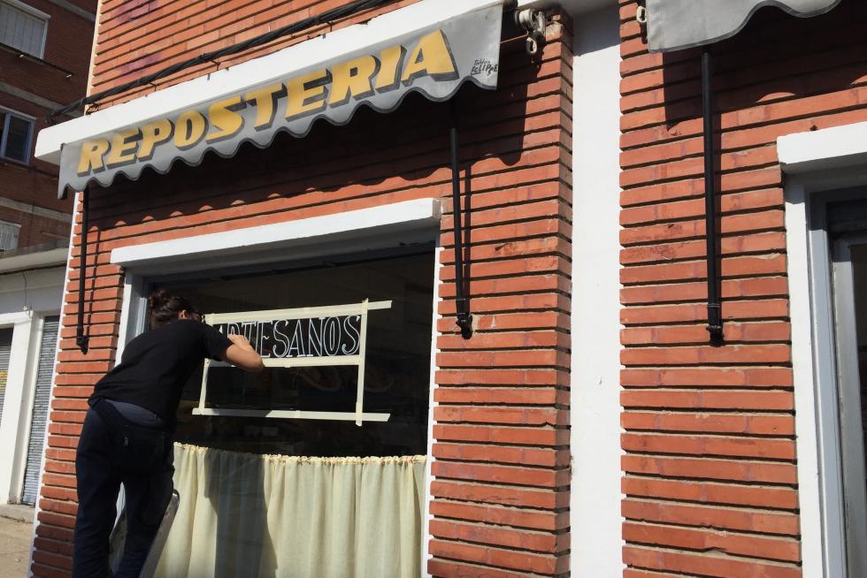 Una panadería en traspaso de la calle Venancio de Huarte volvió a la vida por obra y gracia del cine.