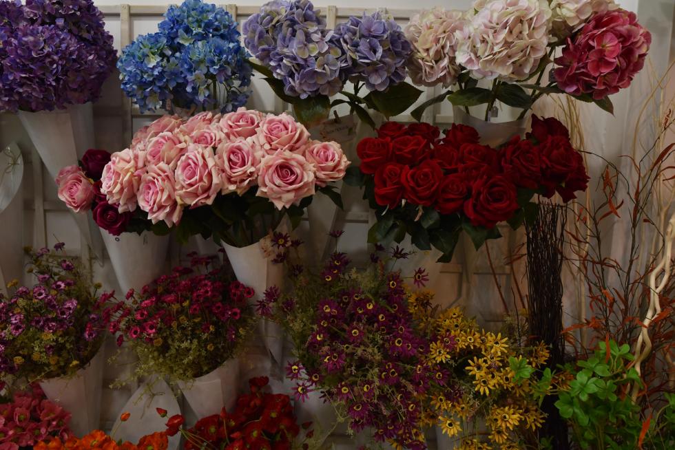Ohana, comercio de flores y plantas artificiales en la calle Princesa de Zaragoza