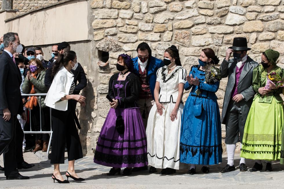 Los Reyes visitan Fuendetodos en el 275 aniversario del nacimiento de Goya