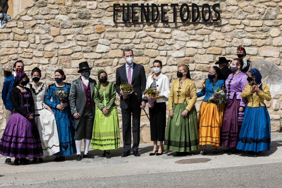 Los Reyes visitan Fuendetodos en el 275 aniversario del nacimiento de Goya