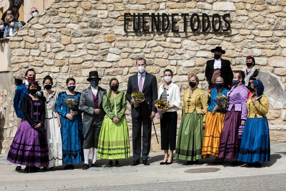 Los Reyes visitan Fuendetodos en el 275 aniversario del nacimiento de Goya