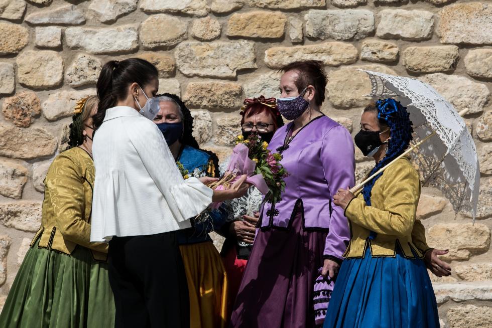 Los Reyes visitan Fuendetodos en el 275 aniversario del nacimiento de Goya