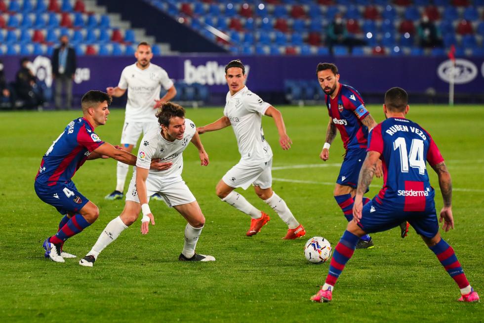 Imágenes de la segunda parte del partido Levante-Huesca.
