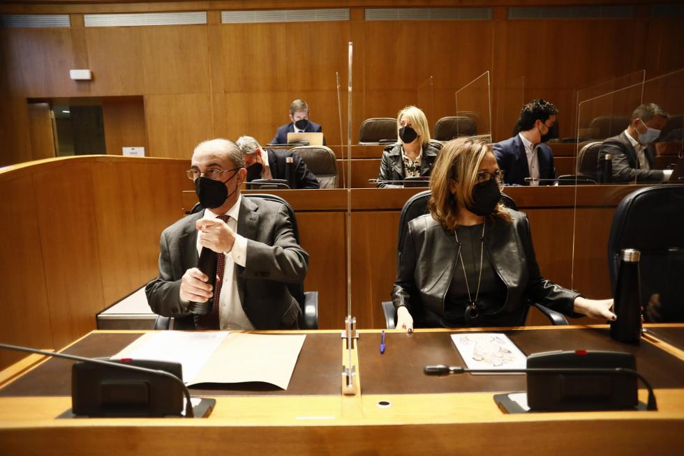 Pleno en las Cortes de Aragón