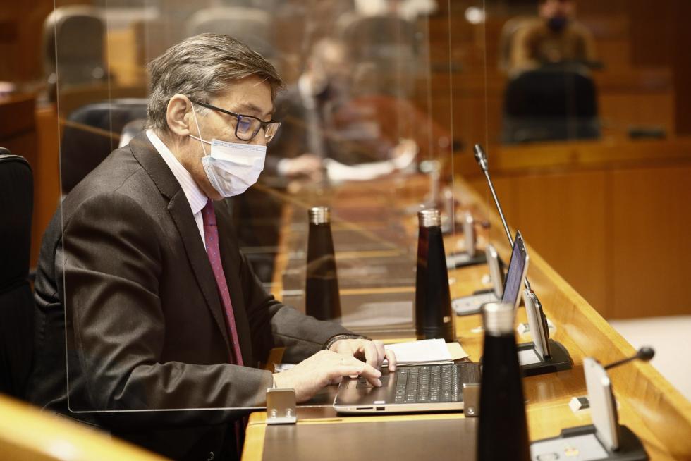 Pleno en las Cortes de Aragón