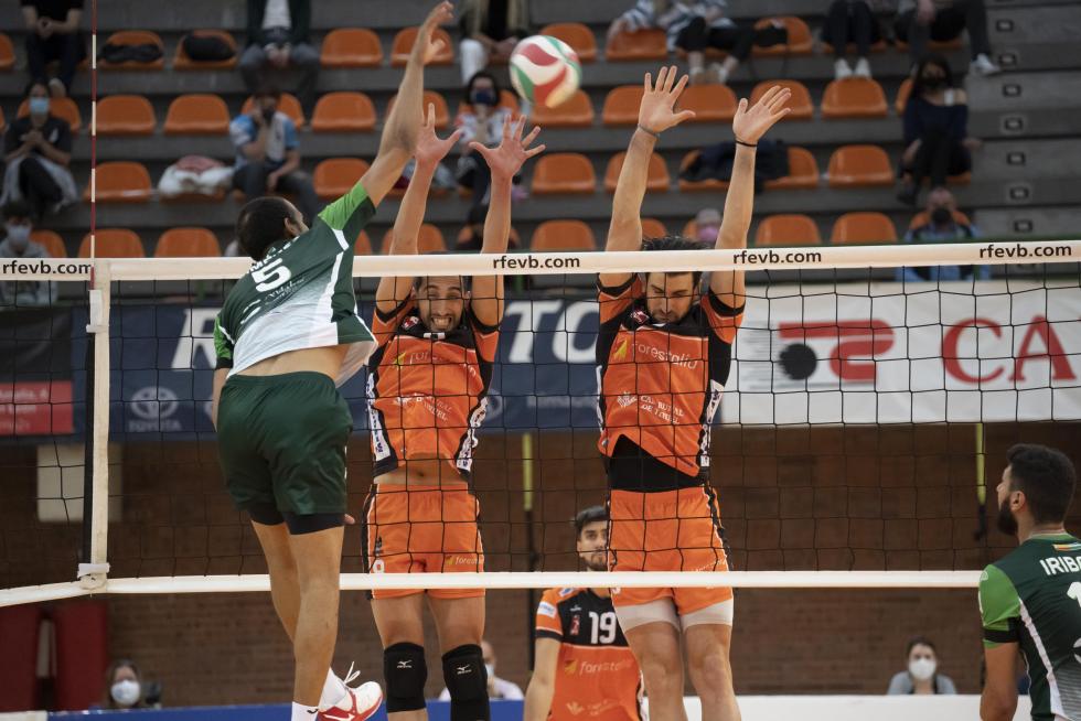 Último partido de Partido de 'play off' de semifinal de Superliga entre CV Teruel y el Unicaja Costa de Almería.