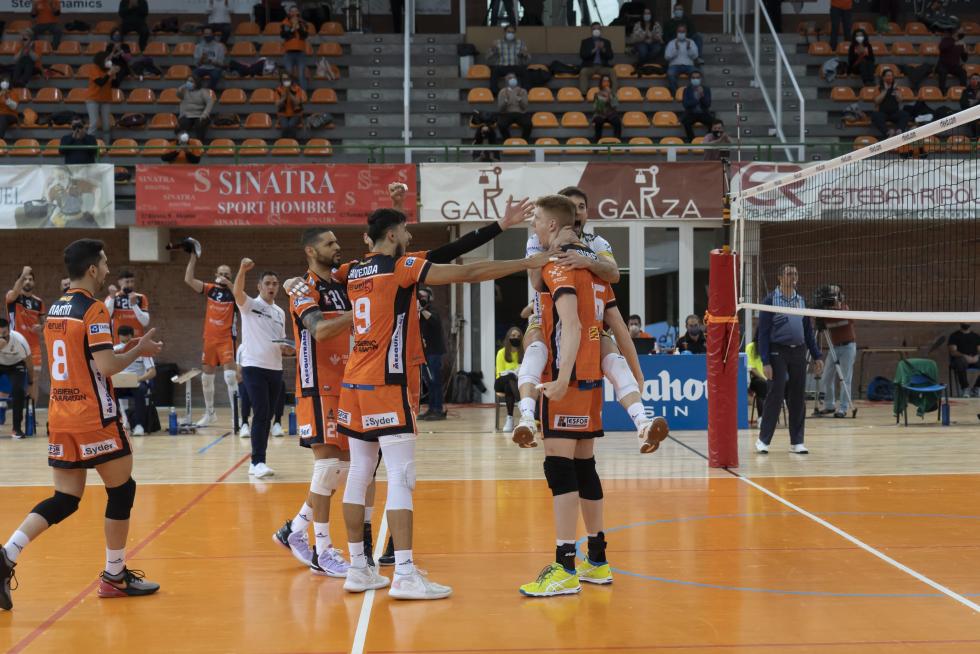 Último partido de Partido de 'play off' de semifinal de Superliga entre CV Teruel y el Unicaja Costa de Almería.