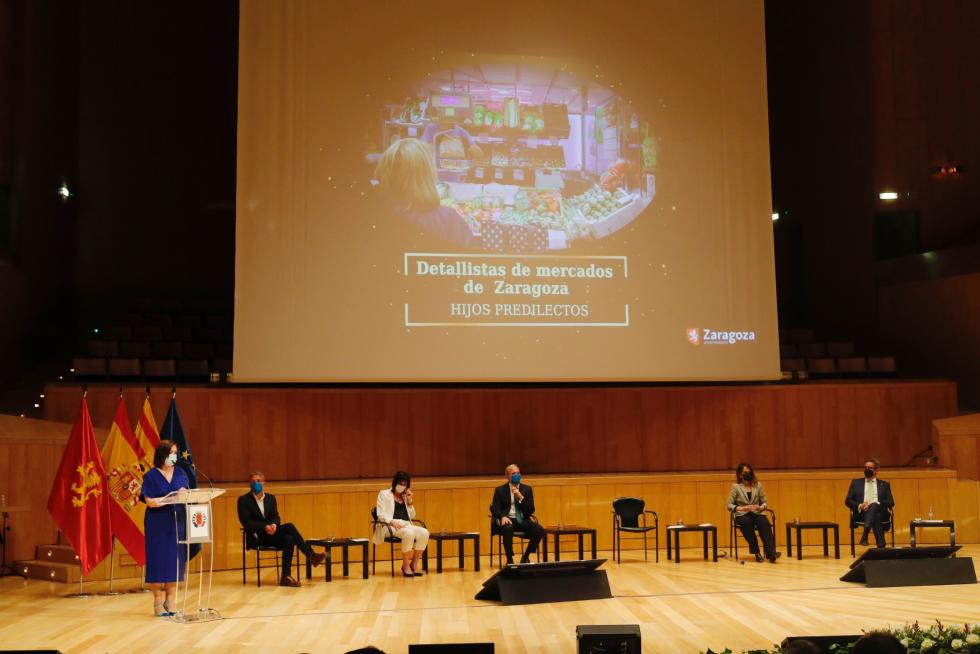 Foto de la entrega de las distinciones -Medalla de Oro, Hijos Predilectos e Hijos Adoptivos- del Ayuntamiento de Zaragoza 2020