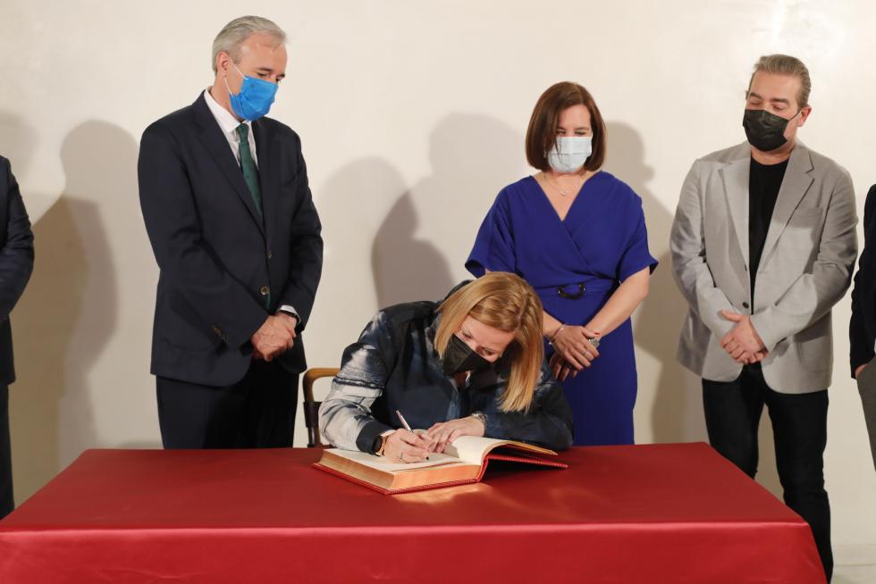 Foto de la entrega de las distinciones -Medalla de Oro, Hijos Predilectos e Hijos Adoptivos- del Ayuntamiento de Zaragoza 2020