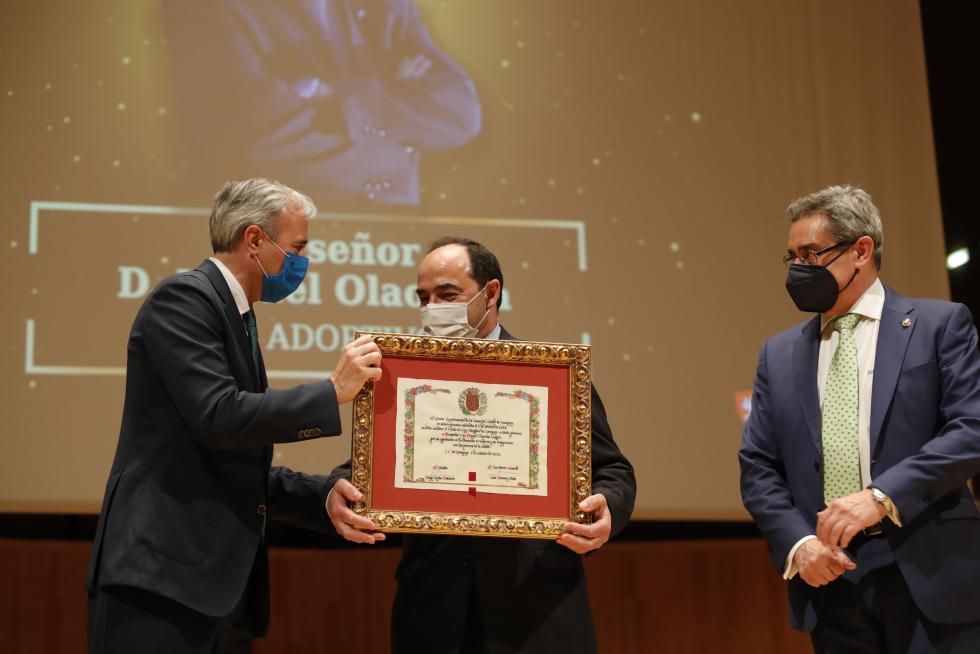 Foto de la entrega de las distinciones -Medalla de Oro, Hijos Predilectos e Hijos Adoptivos- del Ayuntamiento de Zaragoza 2020