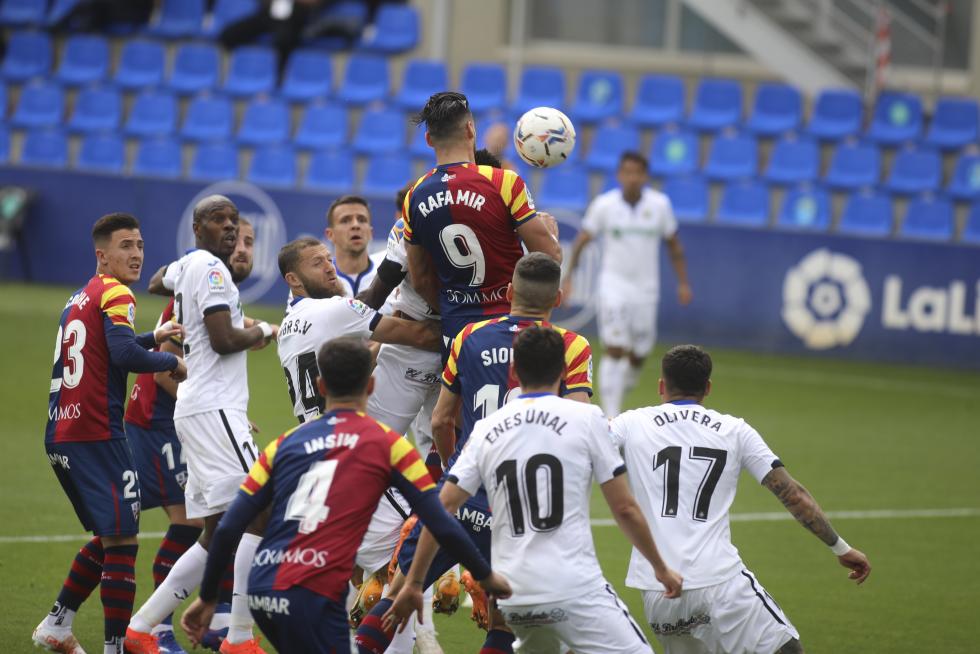 Foto del partido SD Huesca - Getafe, jornada 32 de Primera División
