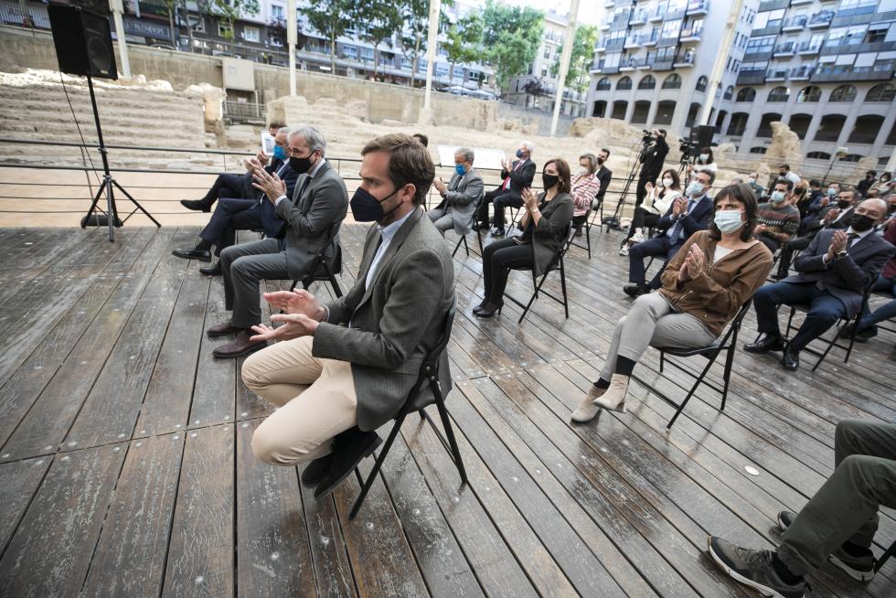 Acto de homenaje a Manuel Giménez Abad en el Teatro Romano de Zaragoza.