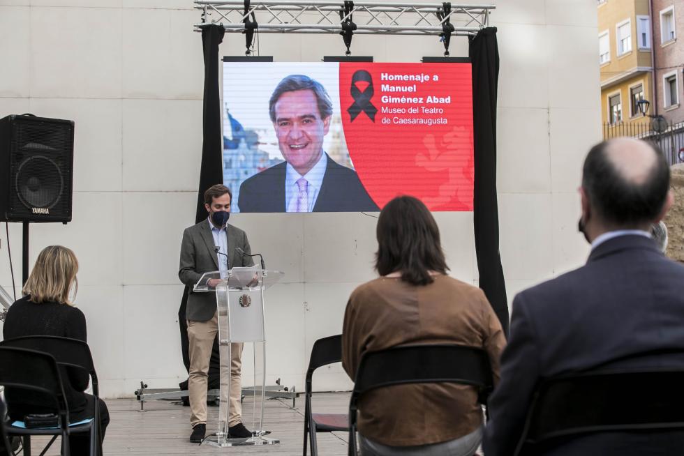 Acto de homenaje a Manuel Giménez Abad en el Teatro Romano de Zaragoza.