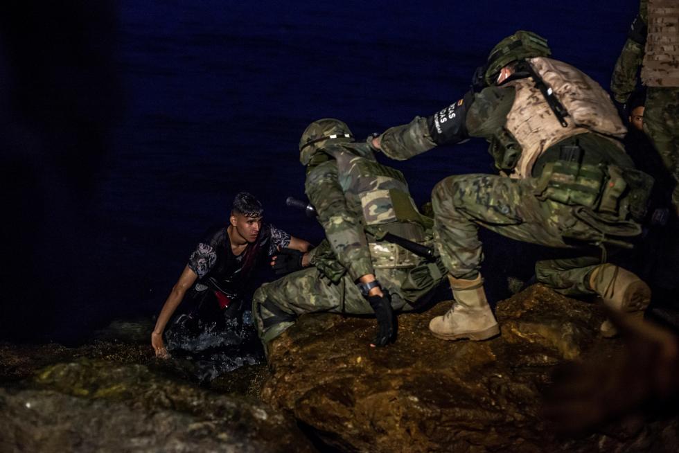 Unos 8.000 migrantes entran en Ceuta en dos días de crisis