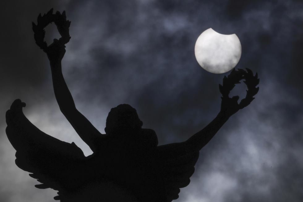 Partial solar eclipse in Brussels