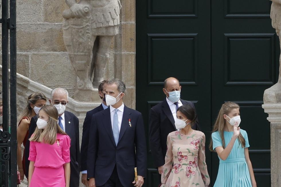 Los reyes de España presiden la ofrenda al Apóstol Santiago