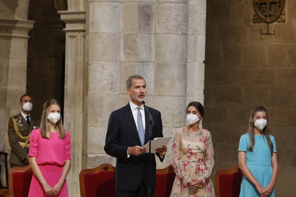 Los reyes de España presiden la ofrenda al Apóstol Santiago