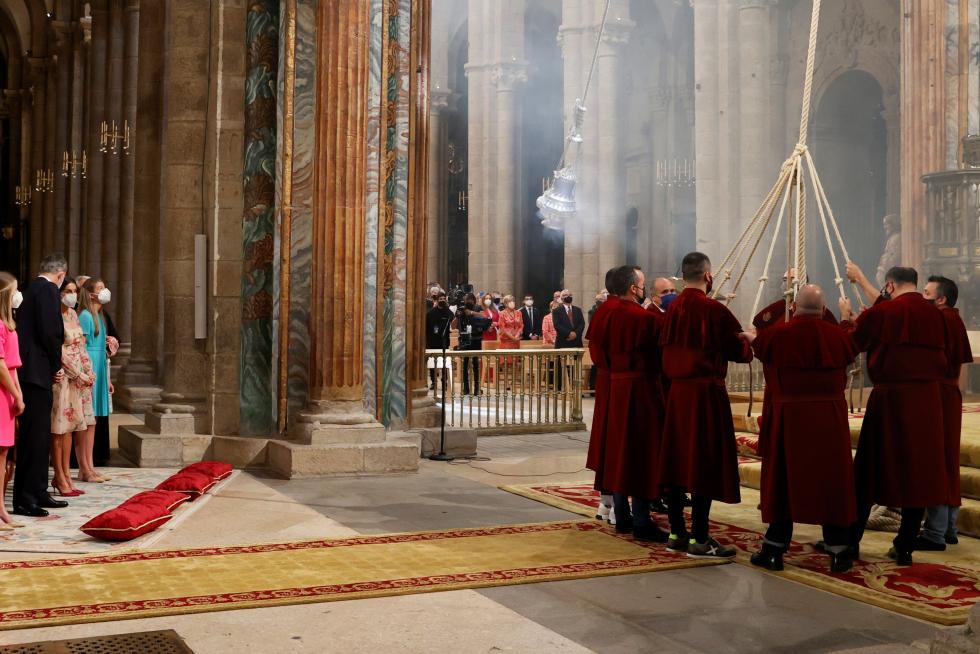 Los reyes de España presiden la ofrenda al Apóstol Santiago