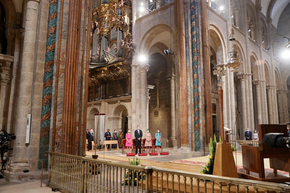 Los reyes de España presiden la ofrenda al Apóstol Santiago