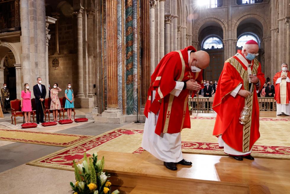 Los reyes de España presiden la ofrenda al Apóstol Santiago