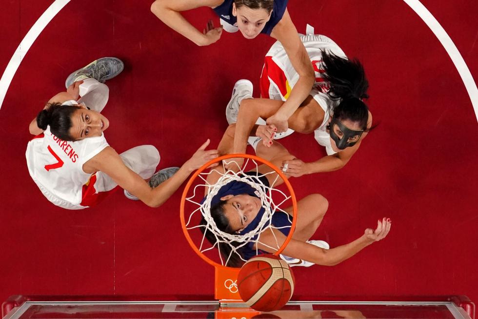 Basketball - Women - Group A - Spain v Serbia