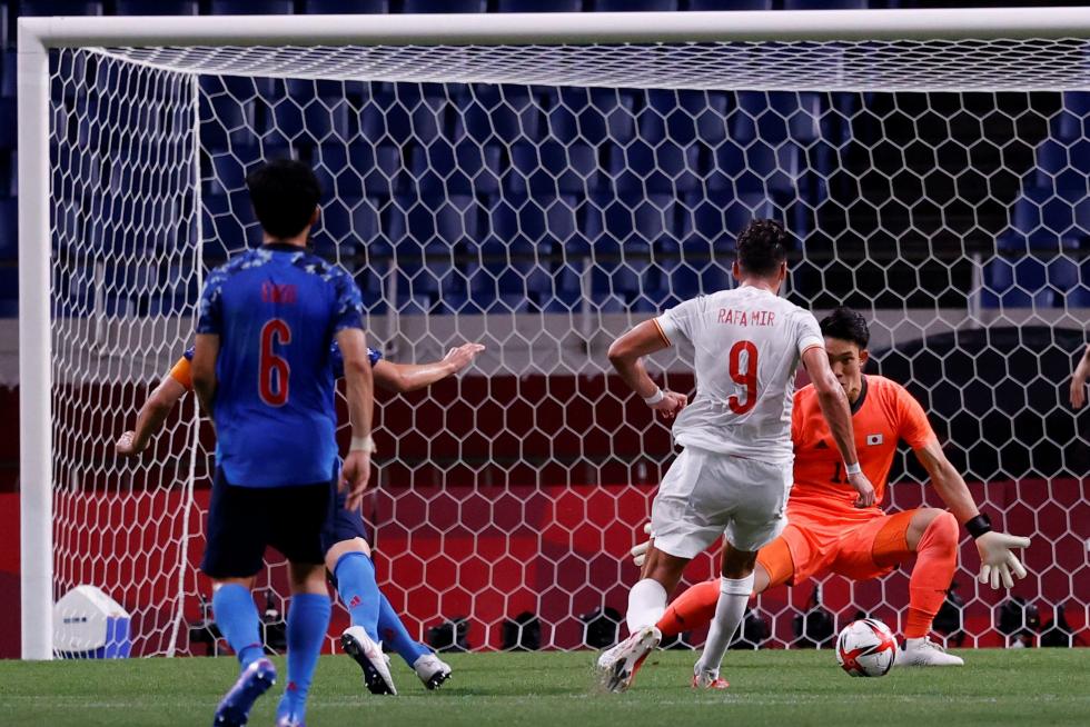 Foto partido de semifinales de los Juegos Olímpicos Tokio 2020: Japón-España