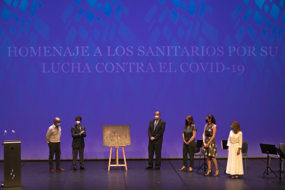 Parrilla de oro y homenaje a los sanitarios en Huesca.