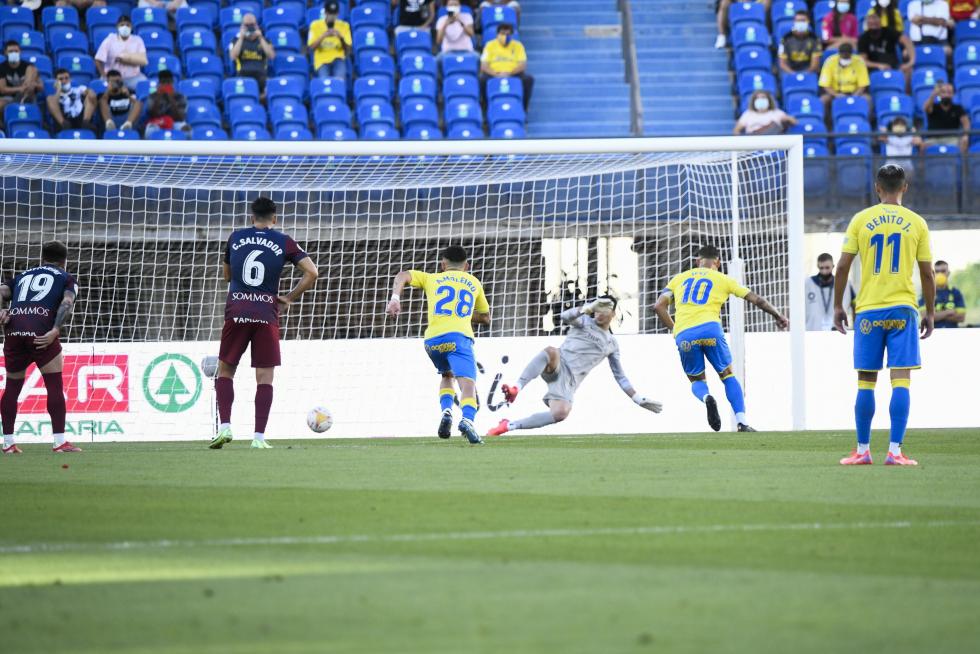 Foto del partido Las Palmas-SD Huesca, tercera jornada de LaLiga SmartBank
