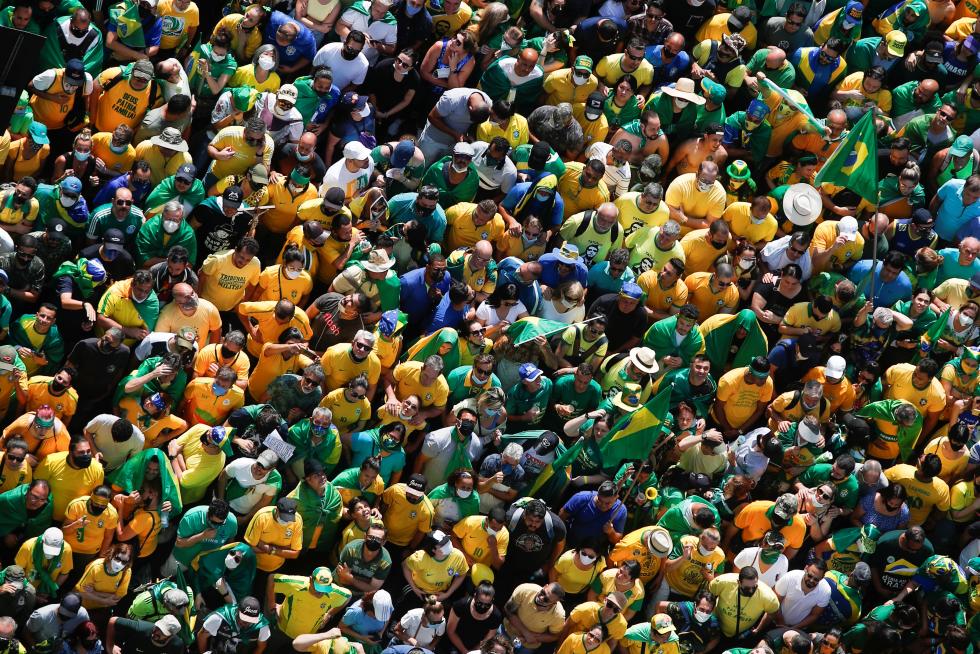 President Bolsonaro supporters march in support of his attacks on the country's Supreme Court, in Sao Paulo