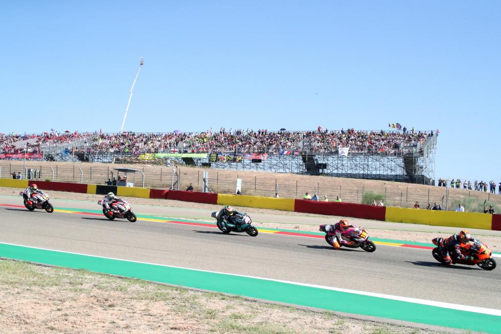 El italiano Dennis Foggia se impone en Moto3
