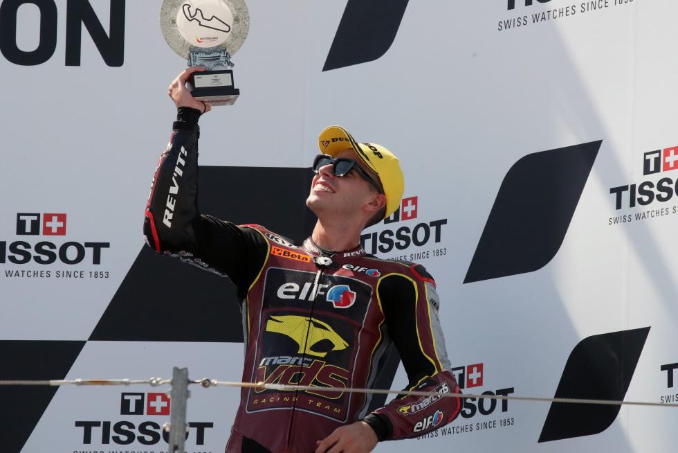 Raúl Fernandez se impone en Moto2