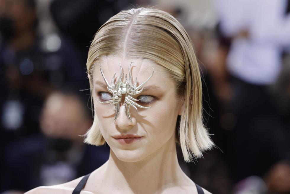 Hunter Schafer en la gala MET