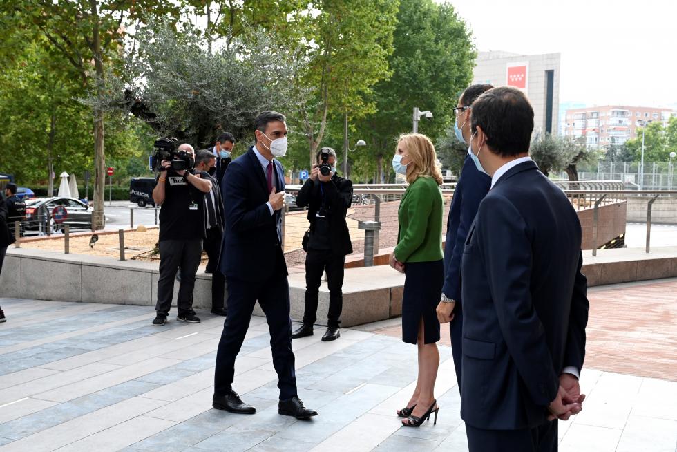 Sánchez asiste a encuentro organizado por IBM España