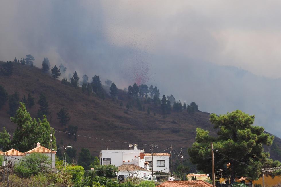 Erupción de un volcán en La Palma.