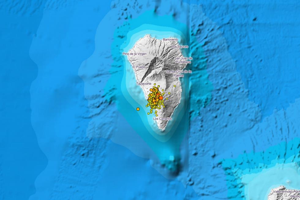 Erupción de un volcán en La Palma.