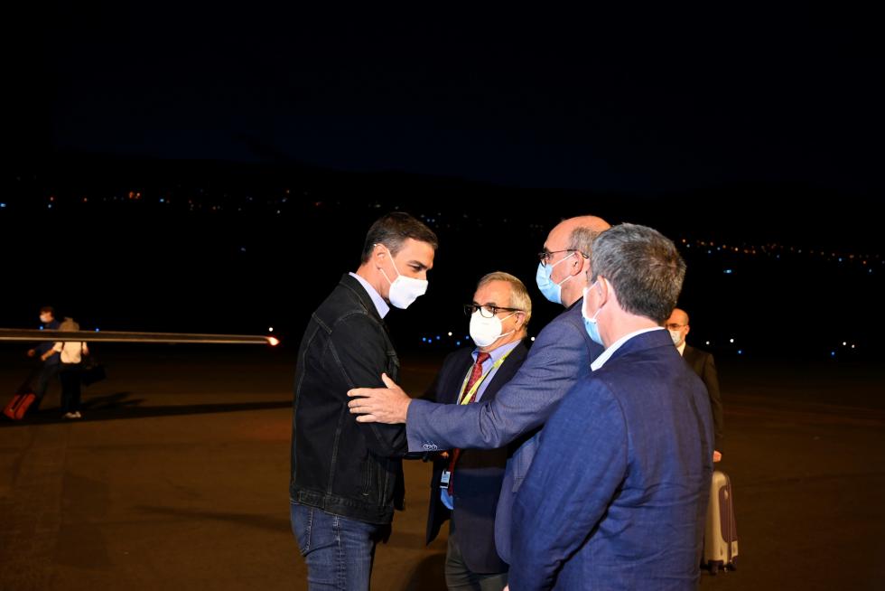 Pedro Sánchez se incorpora en La Palma al seguimiento de la erupción