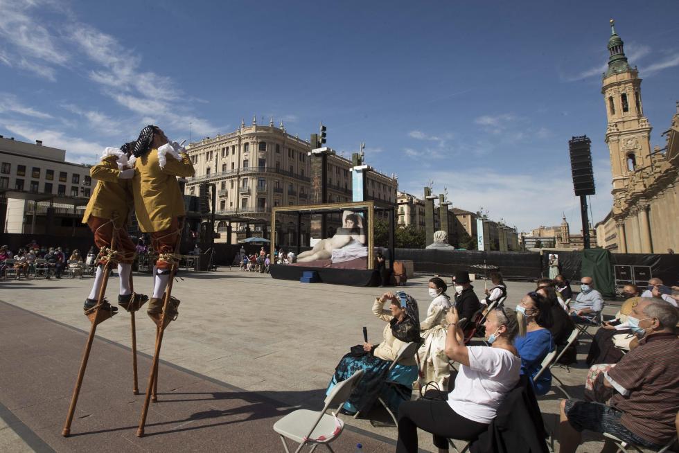 Las pinturas de Goya cobran vida en la plaza del Pilar