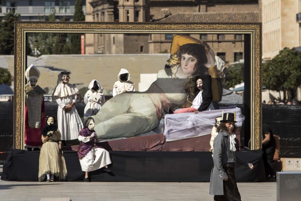 Las pinturas de Goya cobran vida en la plaza del Pilar