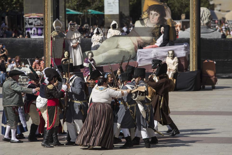 Las pinturas de Goya cobran vida en la plaza del Pilar